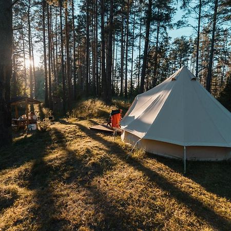 Juhandra Glamping Hotel Lemmaku Exterior photo