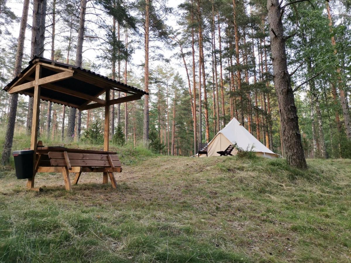 Juhandra Glamping Hotel Lemmaku Exterior photo